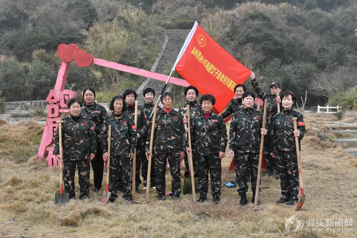 нЌWhϼŮBՅfжb `펽`A